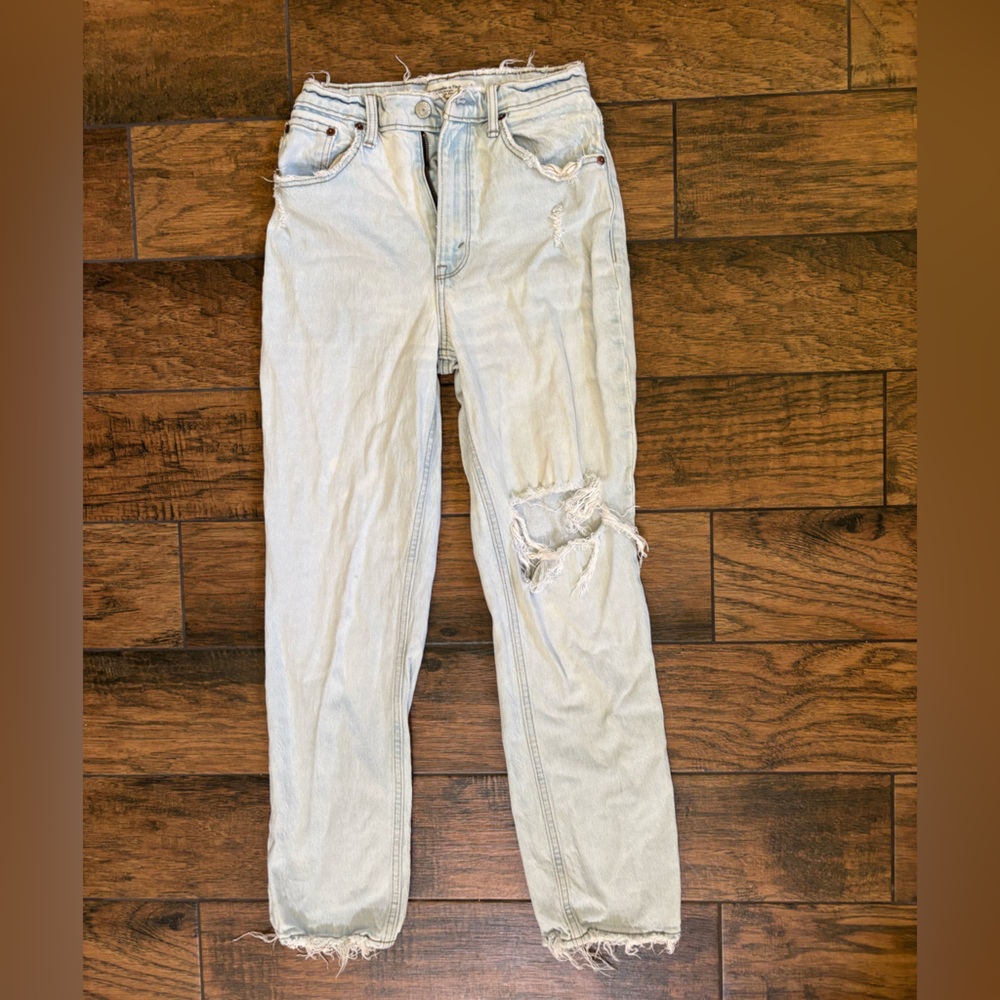 A&F 90s straight ultra high rise jeans
